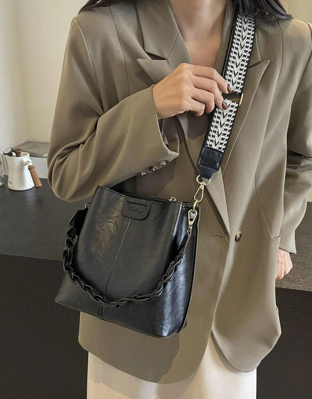 PU Bucket Bag Versatile Shoulder Handbag Women Tote Bag