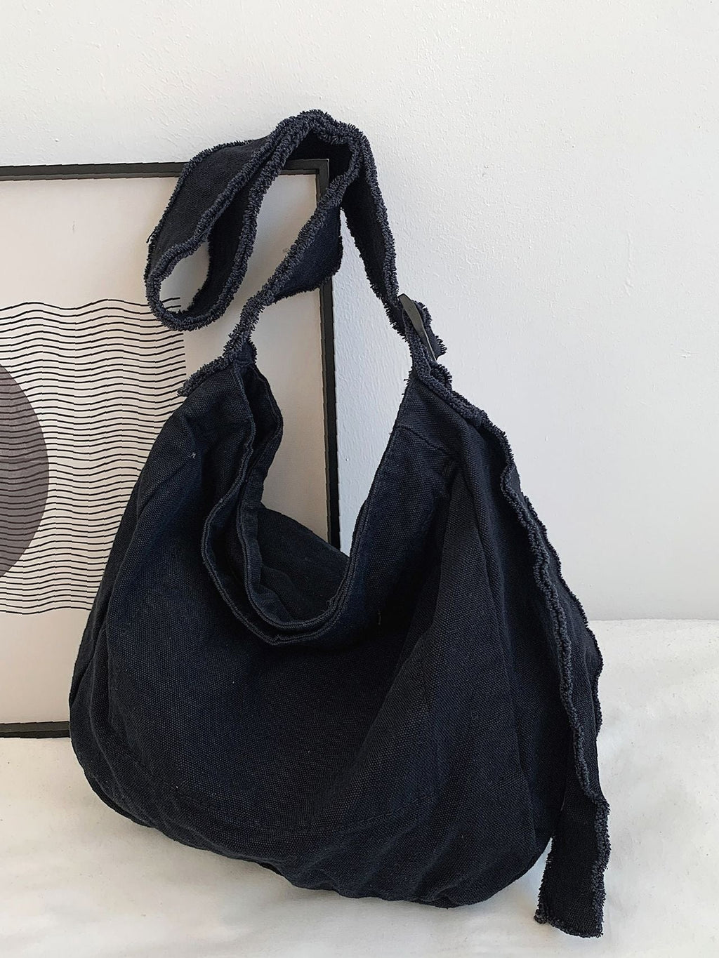 Minimalist Ripped Trim Shoulder Bag for Women Shoulder Bags