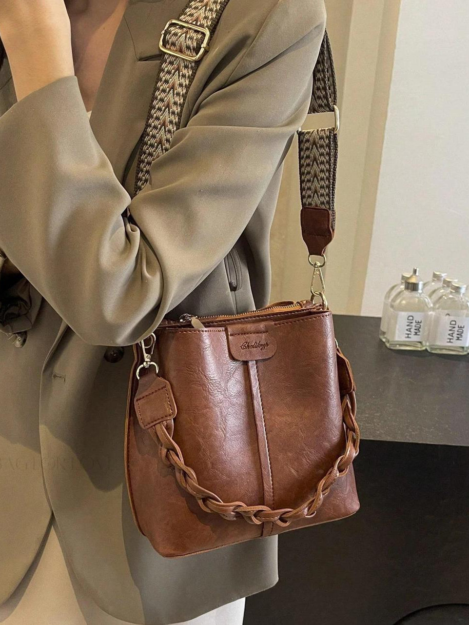 PU Bucket Bag Versatile Shoulder Handbag Women Tote Bag