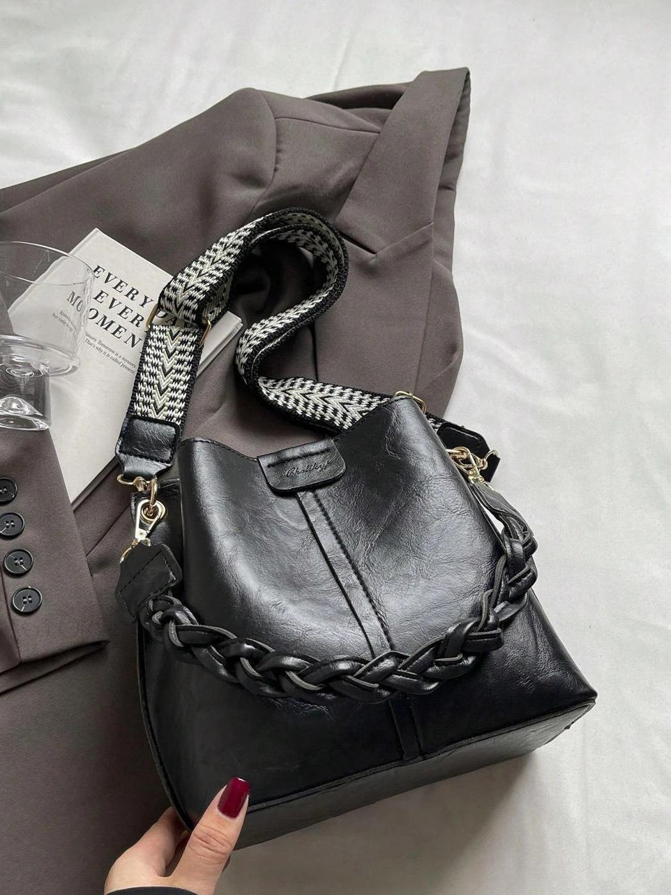 PU Bucket Bag Versatile Shoulder Handbag Women Tote Bag