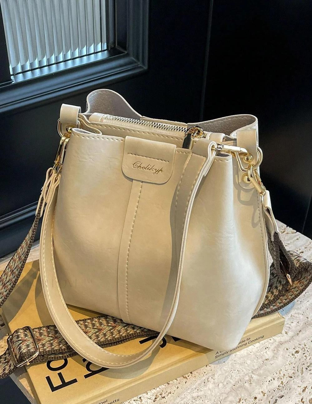 PU Bucket Bag Versatile Shoulder Handbag Women Tote Bag