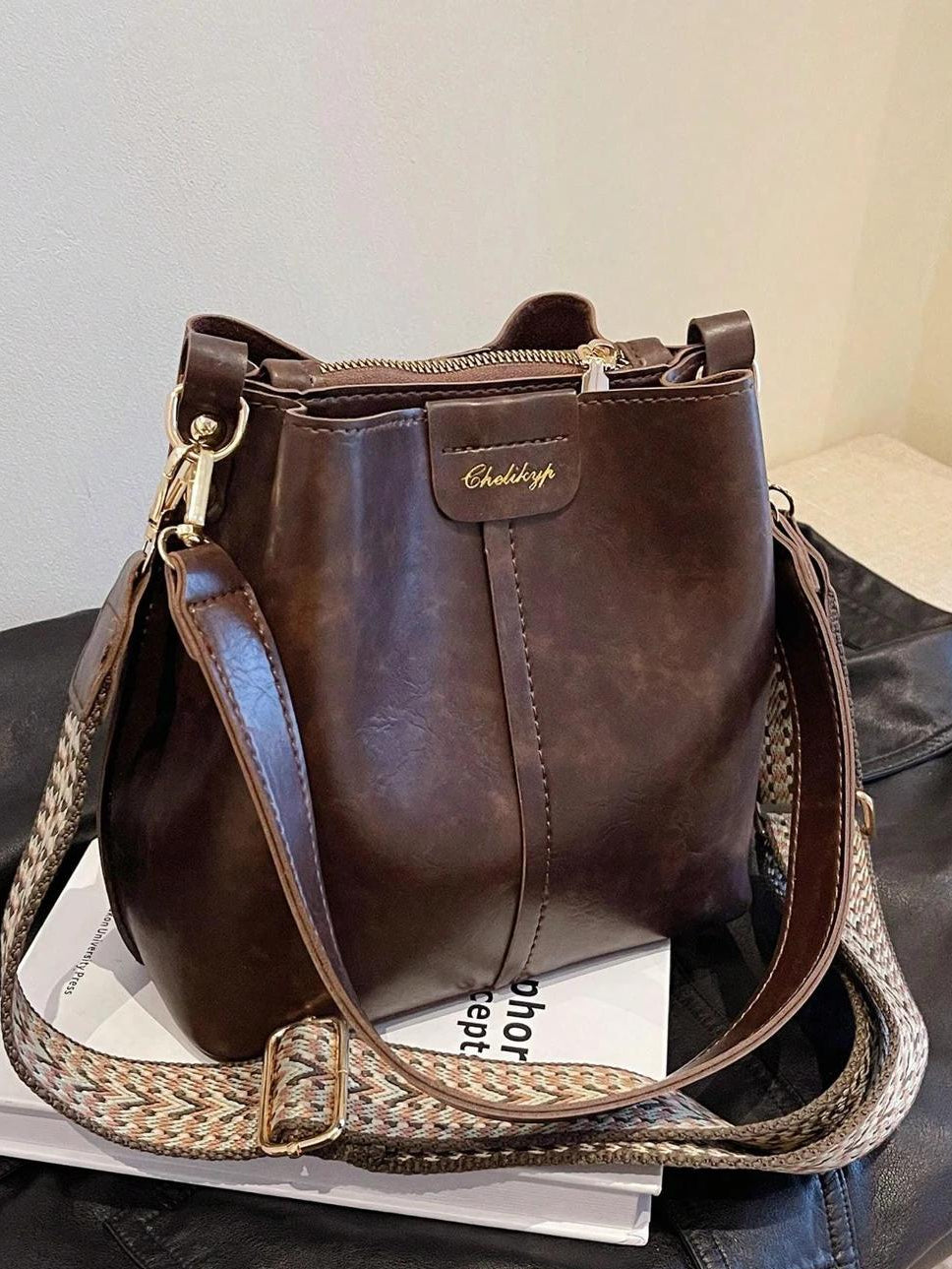 PU Bucket Bag Versatile Shoulder Handbag Women Tote Bag